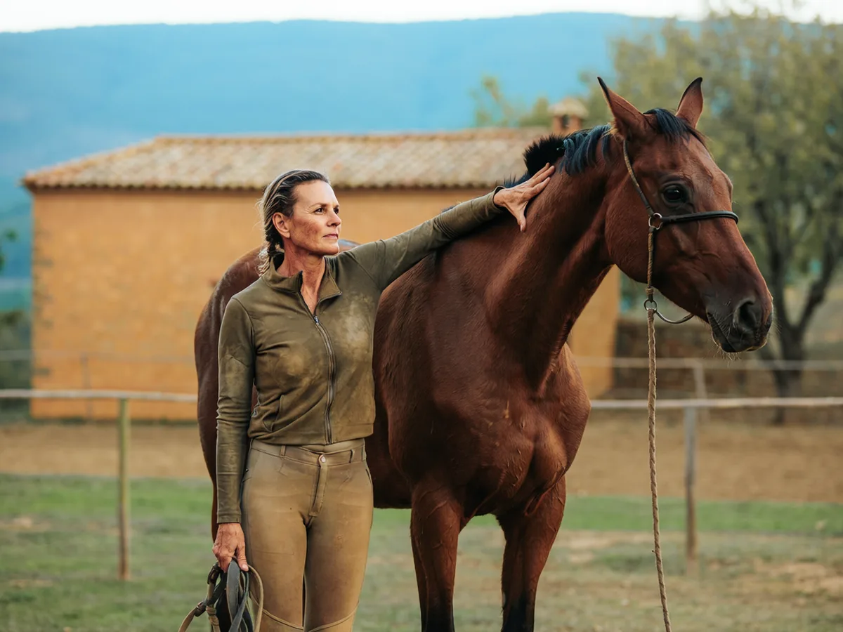 Cours d'équitation à Saint-Romain-de-Surieu, Isère